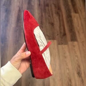 Madewell - The Greta Ballet Falts. (“Mary Jane”)